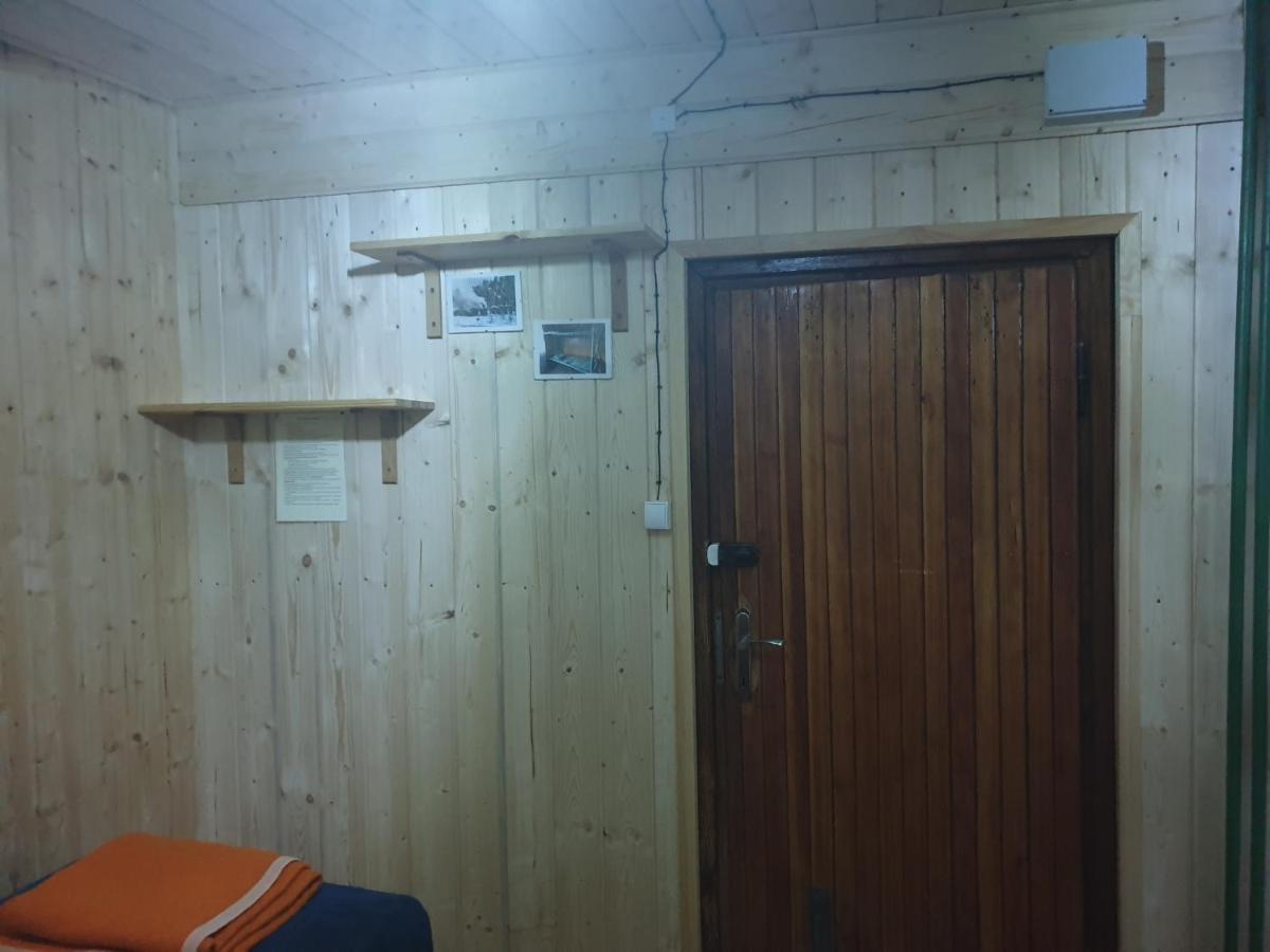 Bacowka Pttk Jaworzec Pansiyon Wetlina Dış mekan fotoğraf